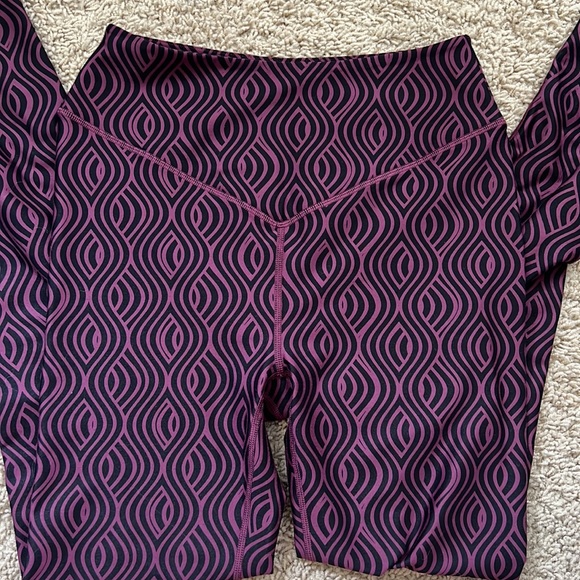 Sincerely Jules Leggings from Bandier - Picture 2 of 5
